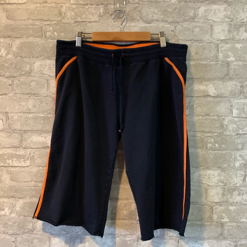 Nike Ladies L(12-24) “Cutoff” Athletic Shorts Navy